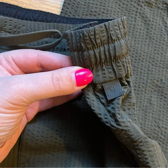 Lululemon bowline pants in olive green size XL